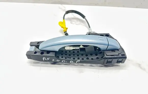 Audi A5 8T 8F Front door exterior handle 8T02837886 242538