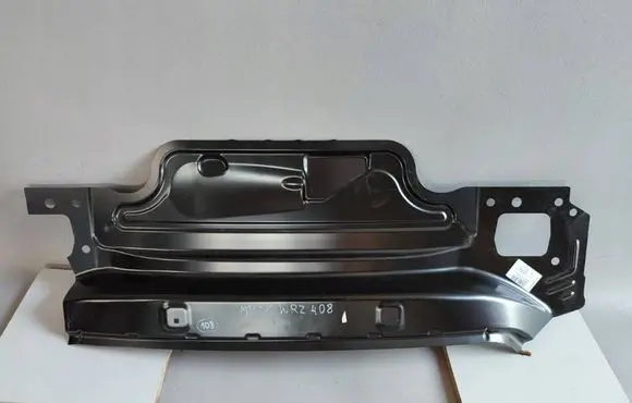 Audi A5 Rear bodywork 8W6813307A