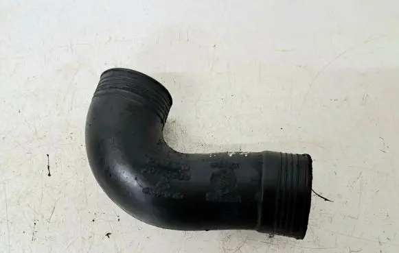 Volvo V70 Intercooler hose/pipe 30751920