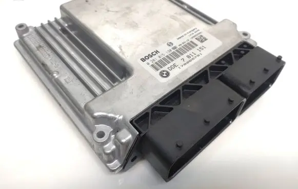 BMW 5 E60 E61 Engine control unit/module 0281015130 7811151 170065791