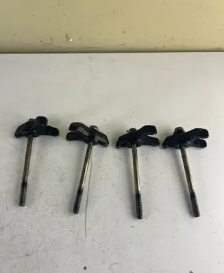 Toyota RAV 4 (XA20) Fuel Injector clamp holder 