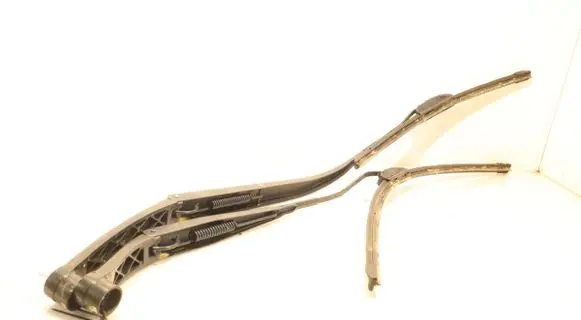 KIA Rio Front wiper blade arm