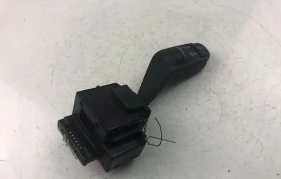 Ford Focus Indicator stalk 4M5T17A553BD