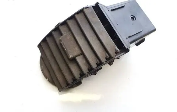 Suzuki Ignis Dash center air vent grill
