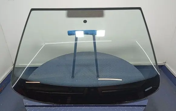 Volkswagen Cross Touran I Front windscreen/windshield window 