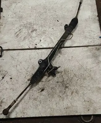 Nissan X-Trail T30 Steering rack