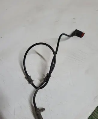 Mercedes-Benz E W212 ABS rear brake sensor A2125402017
