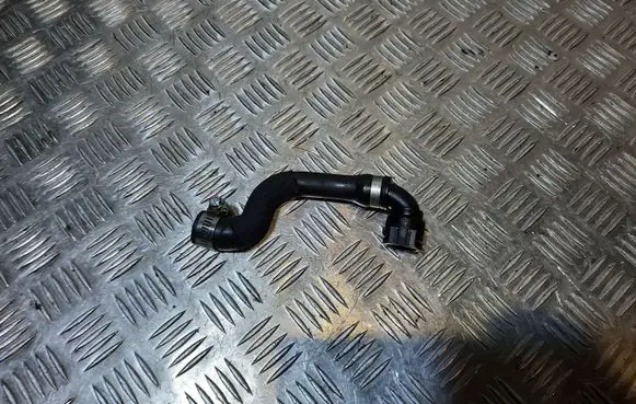 BMW 6 F12 F13 Engine coolant pipe/hose 7592652