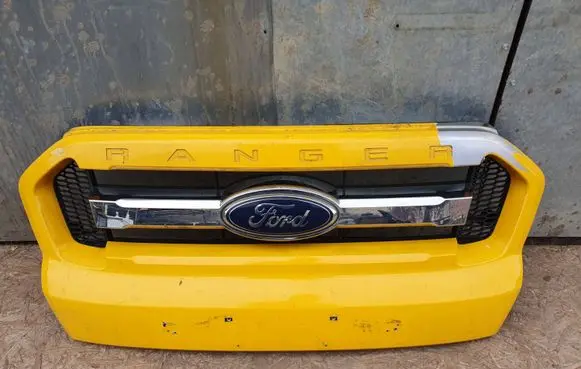 Ford Ranger Front bumper upper radiator grill EB3B-8350-A