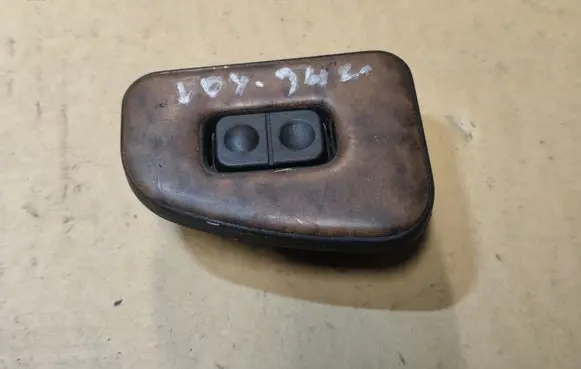 Chrysler Voyager Other switches/knobs/shifts 30505H