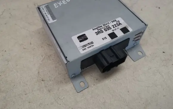 Seat Exeo (3R) Sound amplifier 3R0035223A