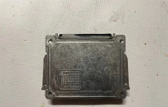 Audi Q7 4L Xenon control unit/module 89032335
