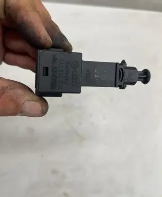 Volkswagen Sharan Brake pedal sensor switch 1J0945511A