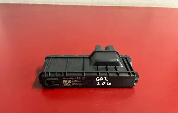 BMW X4 G02 Power management control unit 8479916 A3C04310300