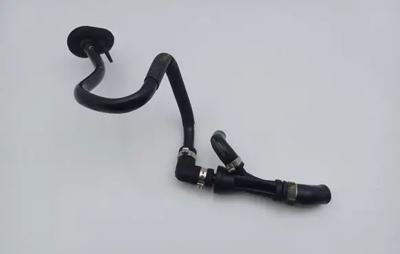 Audi A6 S6 C5 4B Vacuum line/pipe/hose 058133753B 078133783M 078133783L