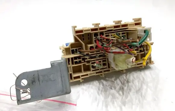 Nissan Qashqai Fuse box set
