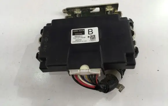 Nissan Navara D23 Other control units/modules 330844JA1B