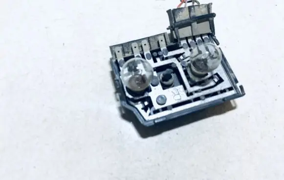Audi 80 90 S2 B4 Tail light bulb cover holder
