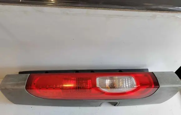 Renault Trafic II (X83) Rear/tail lights 265A60118R