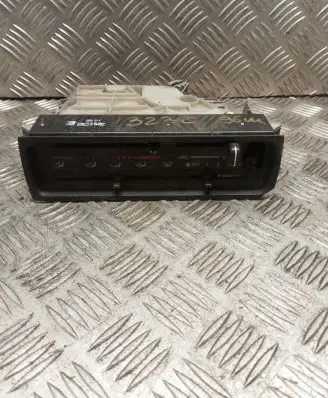 Mazda 323 F Climate control unit