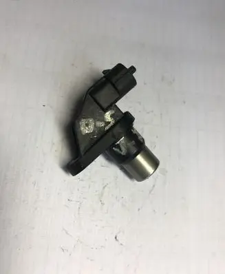 Volvo V70 Crankshaft position sensor 8631533 0232103033
