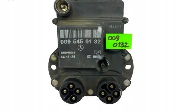 Mercedes-Benz E W124 Combustion control unit/module 0095450132