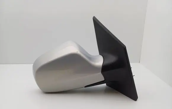 Hyundai Matrix Front door electric wing mirror 012172