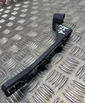 Fiat 500X Rear bumper mounting bracket 51948332