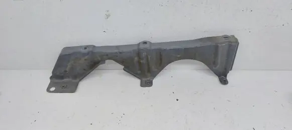 Nissan X-Trail T31 Fender mounting bracket