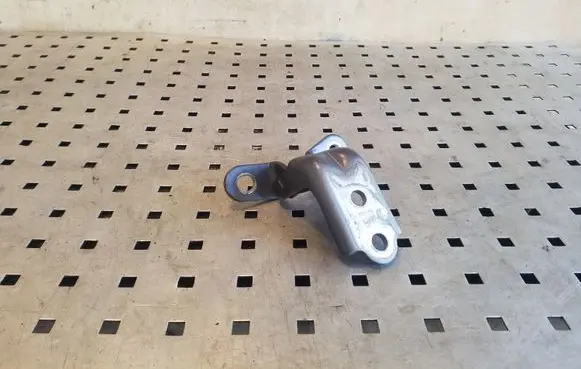 KIA Sportage Front door upper hinge