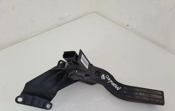 Ford Mondeo Mk III Accelerator throttle pedal 2S719F836DA