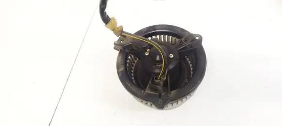 Toyota Prius (XW20) Heater fan/blower 1940001390 194000-1390