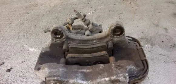 Audi Q7 4L Rear brake caliper
