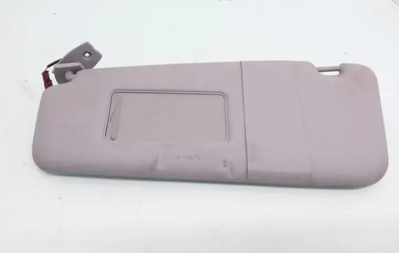BMW 5 E60 E61 Sun visor 066649