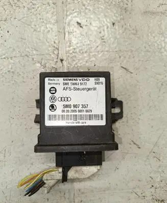 Volkswagen PASSAT B6 Light module LCM 5M0907357