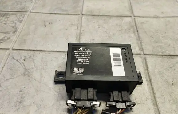 Ford Galaxy Immobilizer control unit/module 7M0953257AB 98VW19A366BC 5WK48080