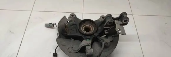 Peugeot 5008 II Front wheel hub spindle knuckle 