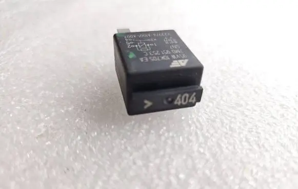 Audi A4 S4 B6 8E 8H Other relay 7M0951253C 95VW10K705EA V23374A10011001