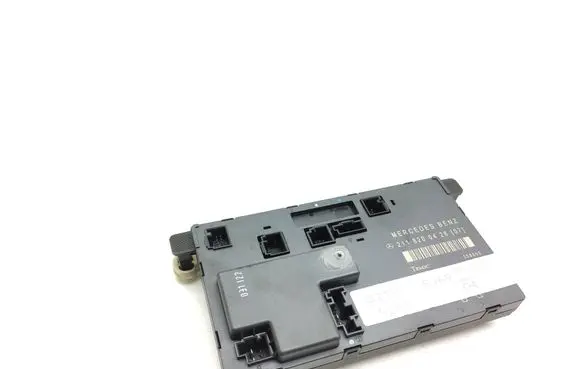 Mercedes-Benz E W211 Door control unit/module 2118200426