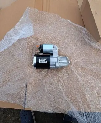 Opel Agila B Starter motor 95520330