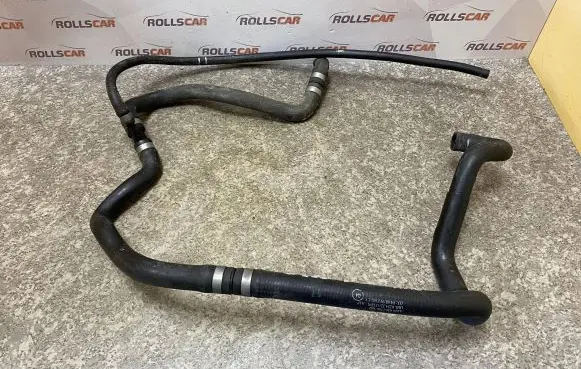 Mercedes-Benz S W220 Engine coolant pipe/hose A2208301796
