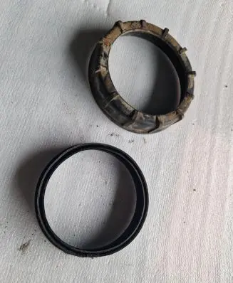 Volkswagen PASSAT B3 In tank fuel pump screw locking ring/nut 321919133 321201375A