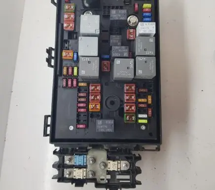 Opel Zafira C Fuse module 13449210 1110224AB