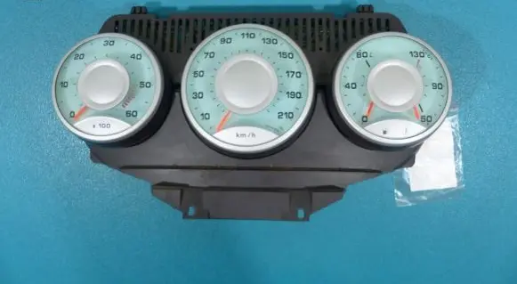Speedometer (instrument cluster)