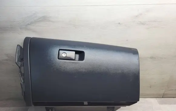 Volvo V60 Glove box 30755651