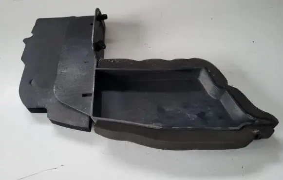 Nissan Qashqai Fender end trim 668894EA0A