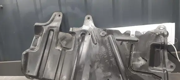 Volvo S40, V40 Engine cover (trim) MB911732