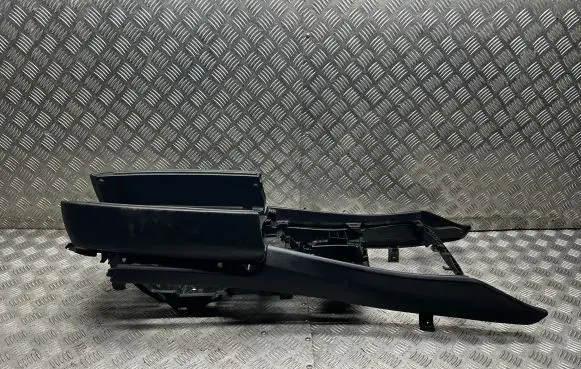 BMW 5 GT F07 Armrest 514572458410 72458410