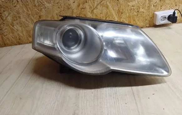 Volkswagen PASSAT B6 Headlight/headlamp 3C0941006Q