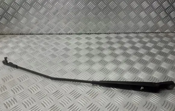Citroen C5 Front wiper blade arm 071956